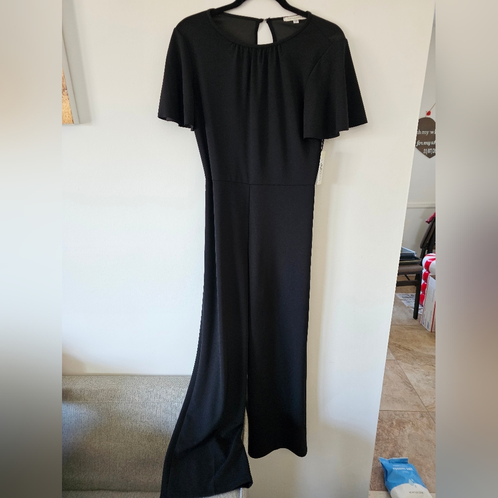 NWT tash & sophie flutter sleeve jumpsuit